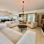 Carrera Vila *
