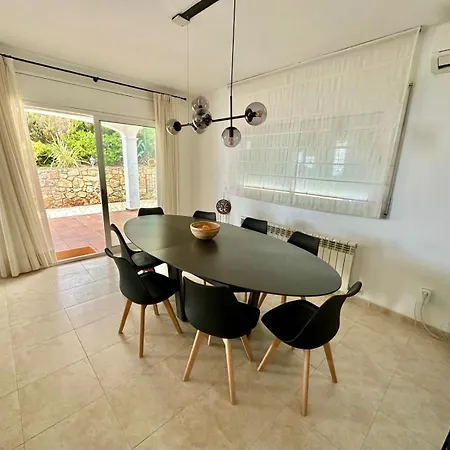 Carrera Villa *